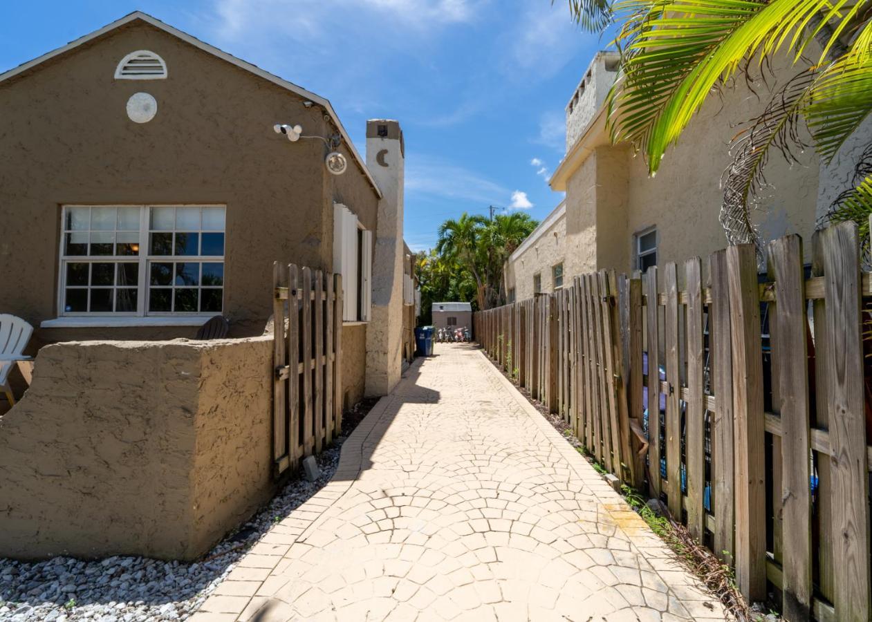 Bike To Beach-Spacious With Patio Bbq & Game Room ฮาลลันเดลบีช ภายนอก รูปภาพ